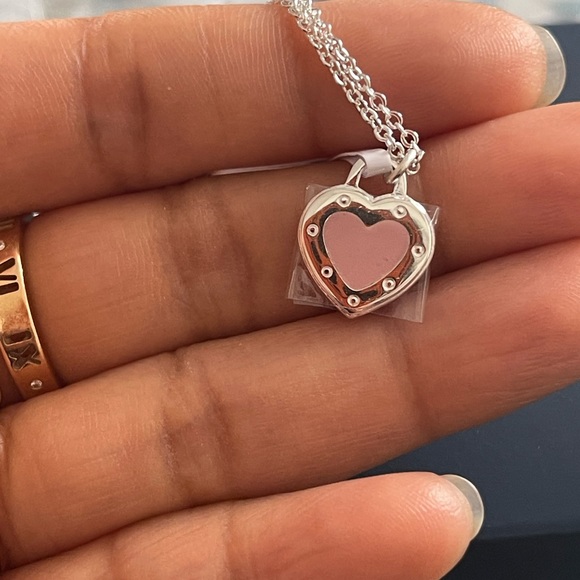 Solid Sterling Silver Classic Style heart necklace - Picture 6 of 11